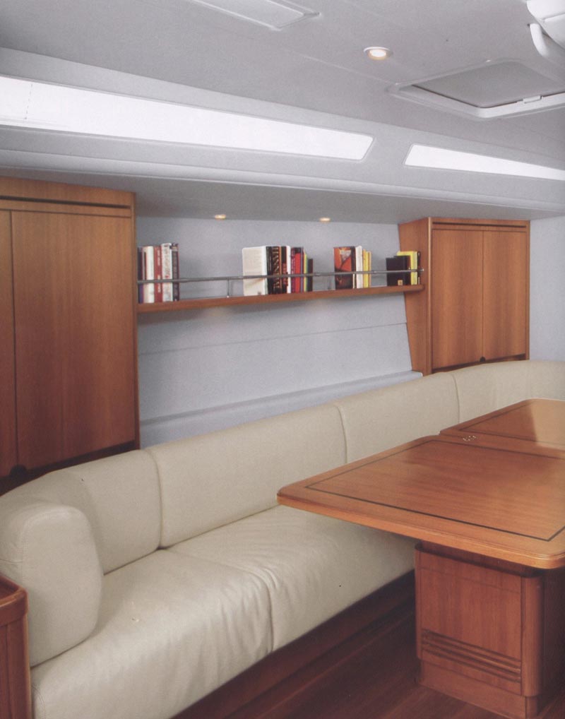 200608YachtinhgQ74